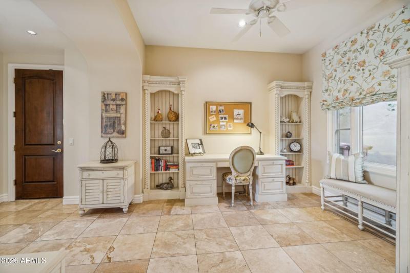 34-web-or-mls-10310-e-sierra-pinta-dr