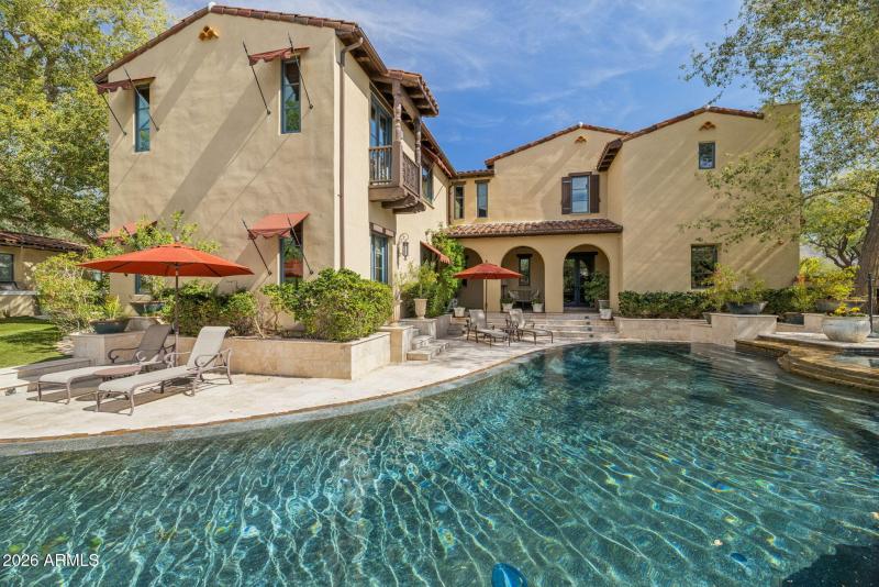 81-web-or-mls-10310-e-sierra-pinta-dr