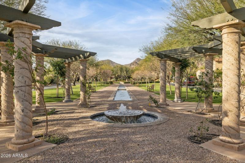 97-web-or-mls-10310-e-sierra-pinta-dr