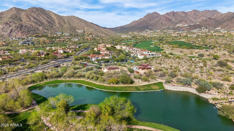 110-web-or-mls-10310-e-sierra-pinta-dr