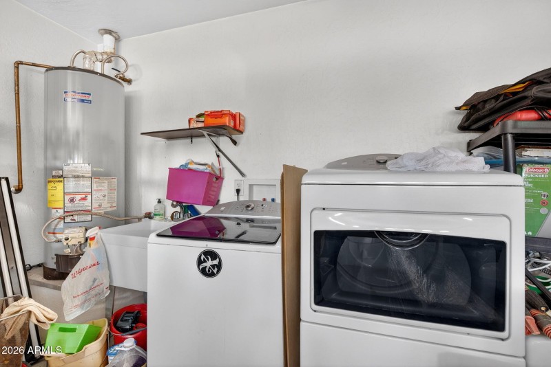 26-web-or-mls-20E Manor Dr