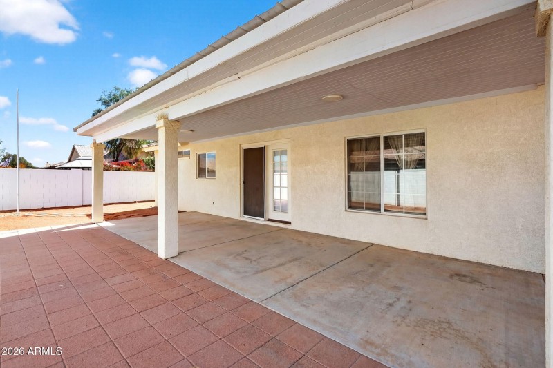 33-web-or-mls-28E Manor Dr