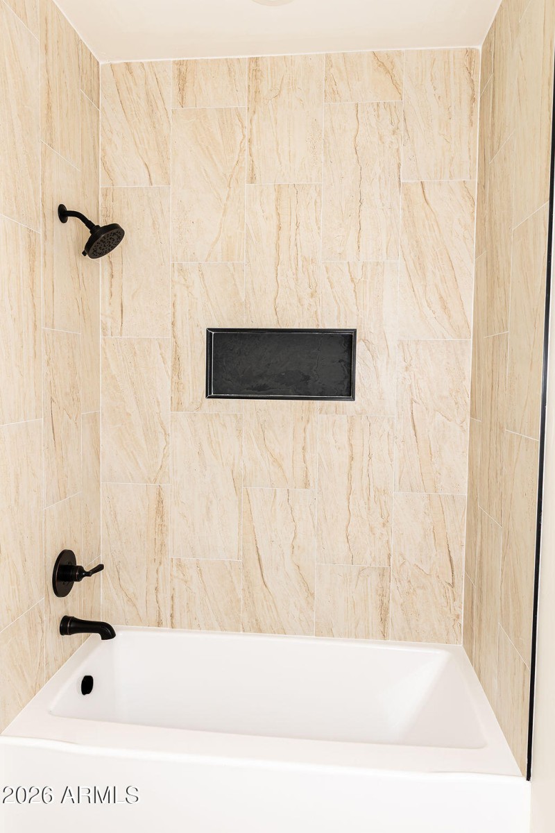 2002NArenaDeLomardCampVerdeRealEstate-Ra