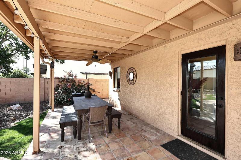 Covered Patio-Dining Area