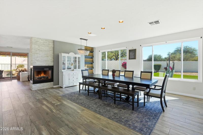 07-DSC09410_with_fire