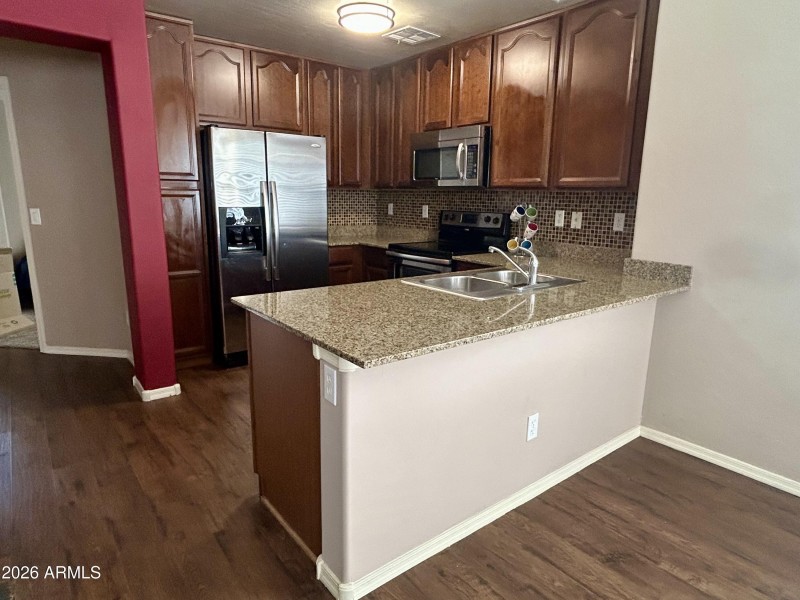 New Kitchen Appliances + Flooring