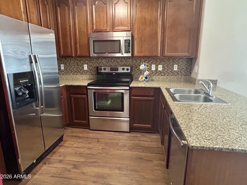 New Kitchen Appliances + Flooring