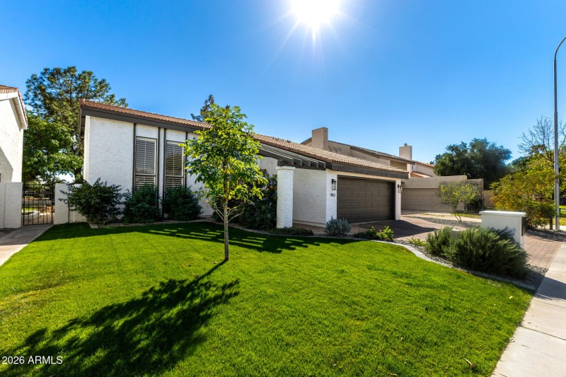 011B10C2-8F7D-4E3D-8E4D-3C2D6FD07389