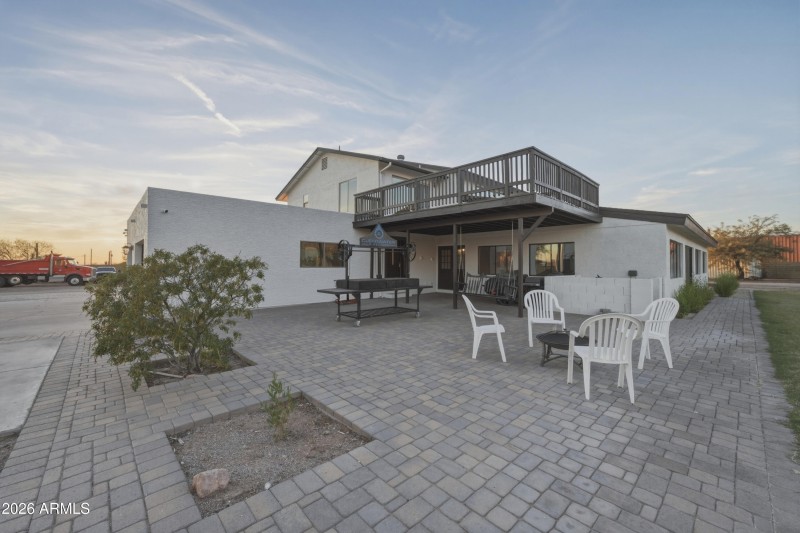 056_DSC_2251_with_grass