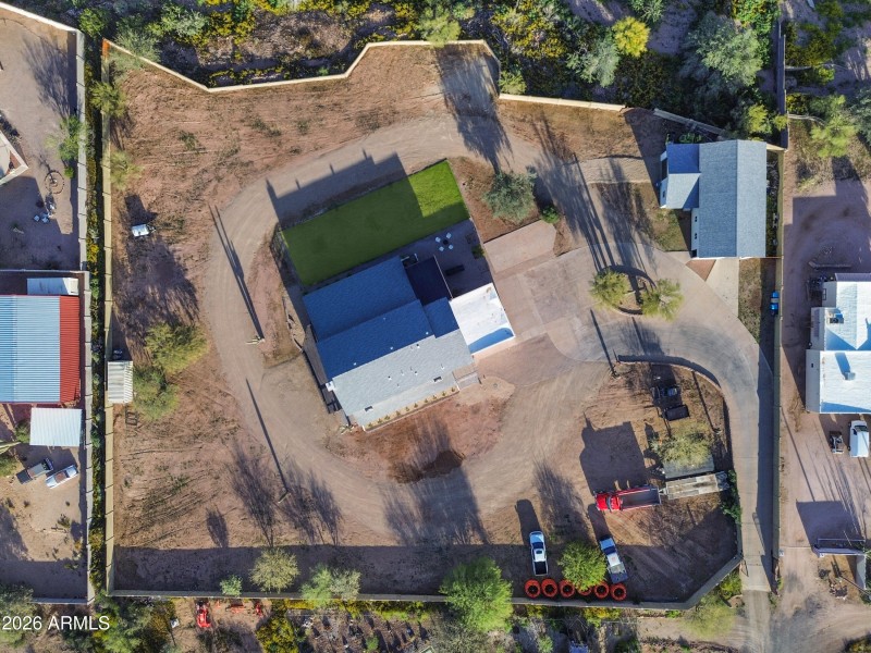 c819565f-8a5a-4828-b66d-a87152a1e751_004