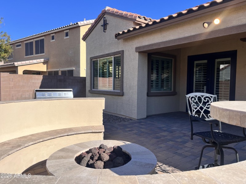 ENTERTAINMENT BACKYARD