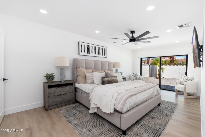 4464 E Campbell Ave - 20