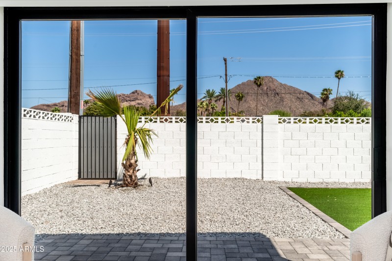 4464 E Campbell Ave - 22