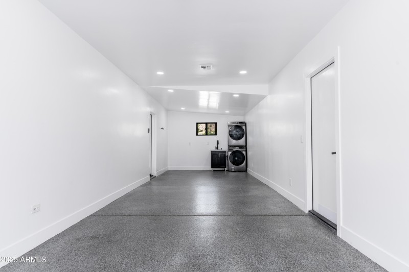 4464 E Campbell Ave - 35