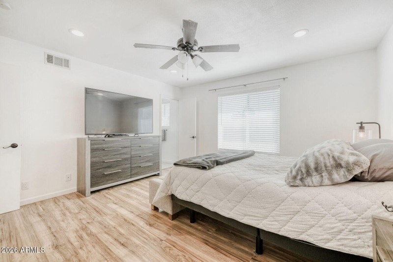 4209 E Acoma Dr - Web Quality - 020 - 19