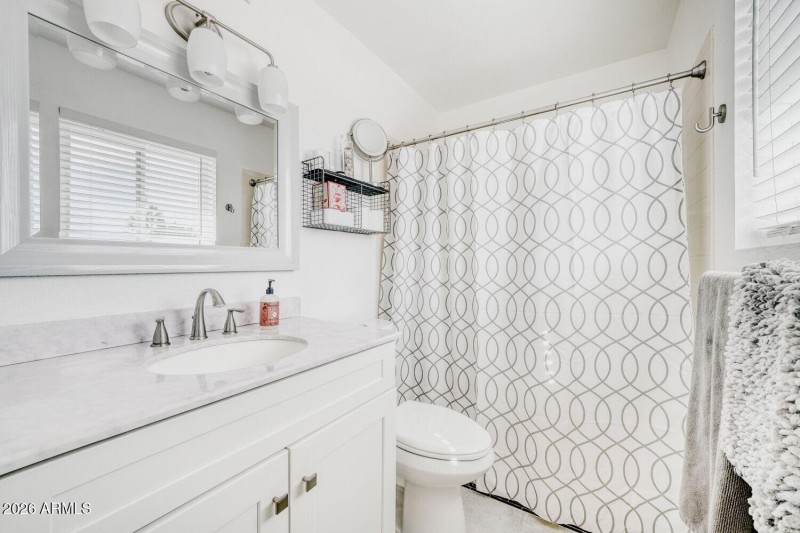 4209 E Acoma Dr - Web Quality - 022 - 21