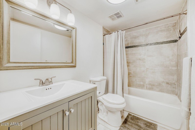 4209 E Acoma Dr - Web Quality - 025 - 24