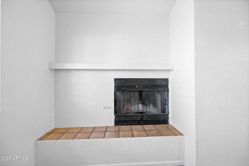 4-2650EMR145-ocupix-