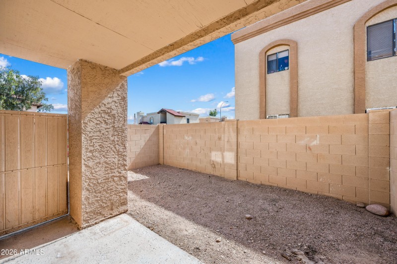 17-2650EMR145-ocupix-