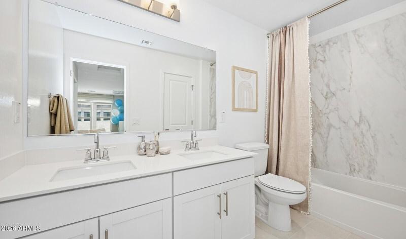 173042_Manor at Legacy Place_Avalon_Hall