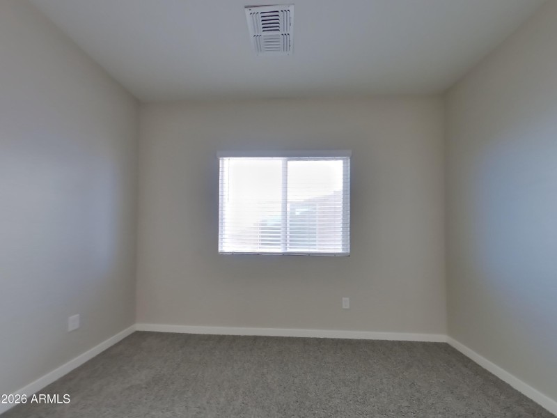 12_pc_2uMTAuYFCU_8wEyGNEsRc_layout_0