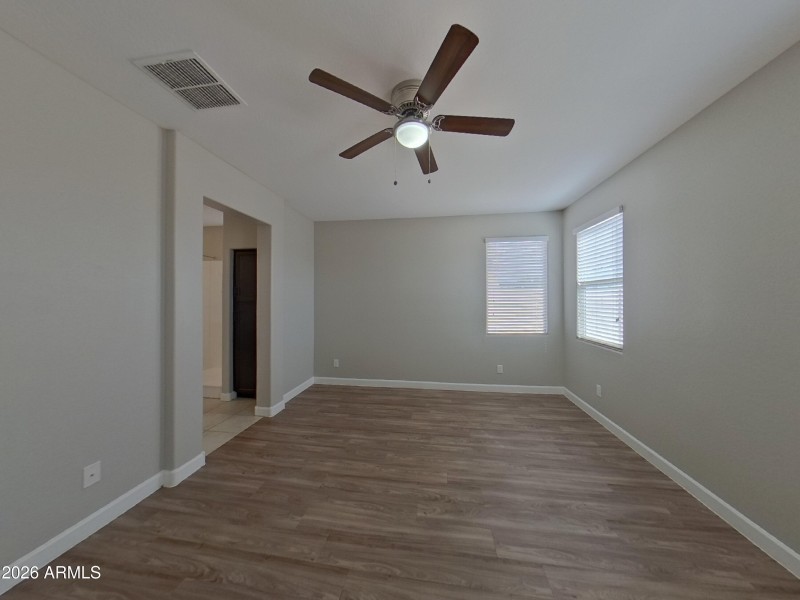 5_pc_hsbH4MfNR7_KkgdtzGMLH_layout_0