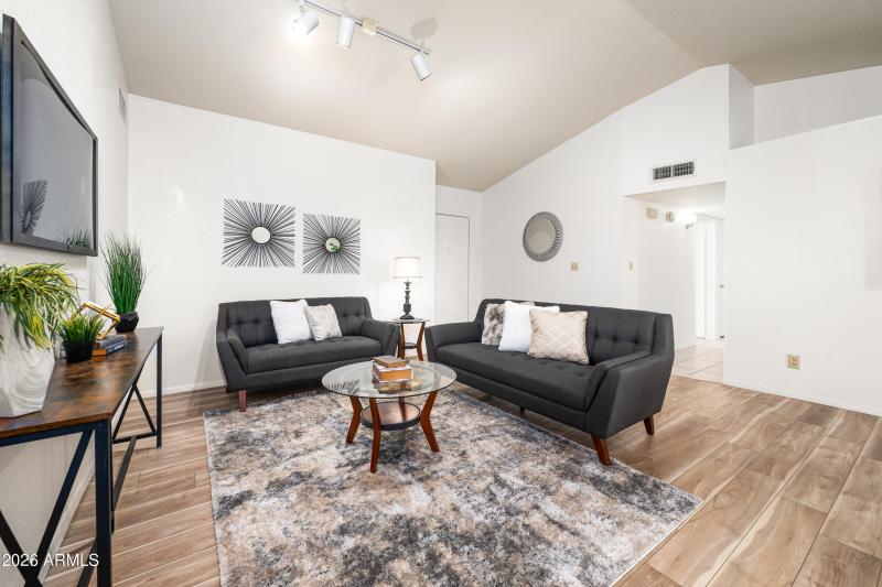 07-11016-N-15th-Street-7