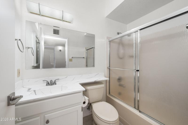 25-11016-N-15th-Street-25