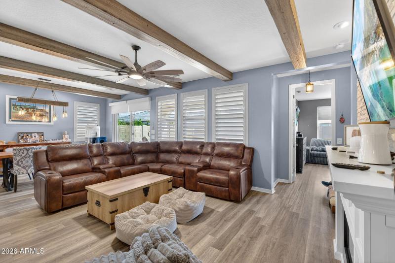 14-web-or-mls-30E Resistance Ave