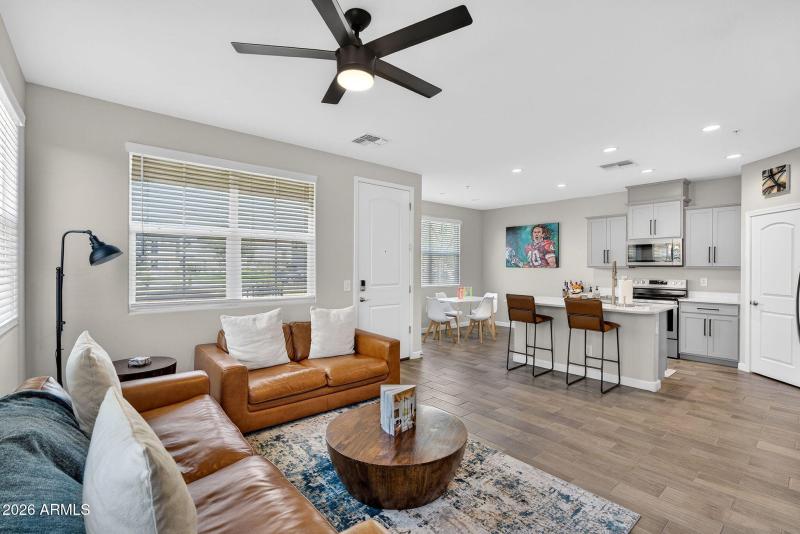 9-web-or-mls-23N Arizona Ave 1354