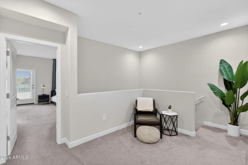 19-web-or-mls-32N Arizona Ave 1354