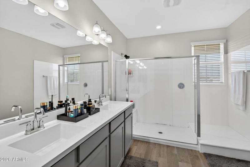 25-web-or-mls-40N Arizona Ave 1354