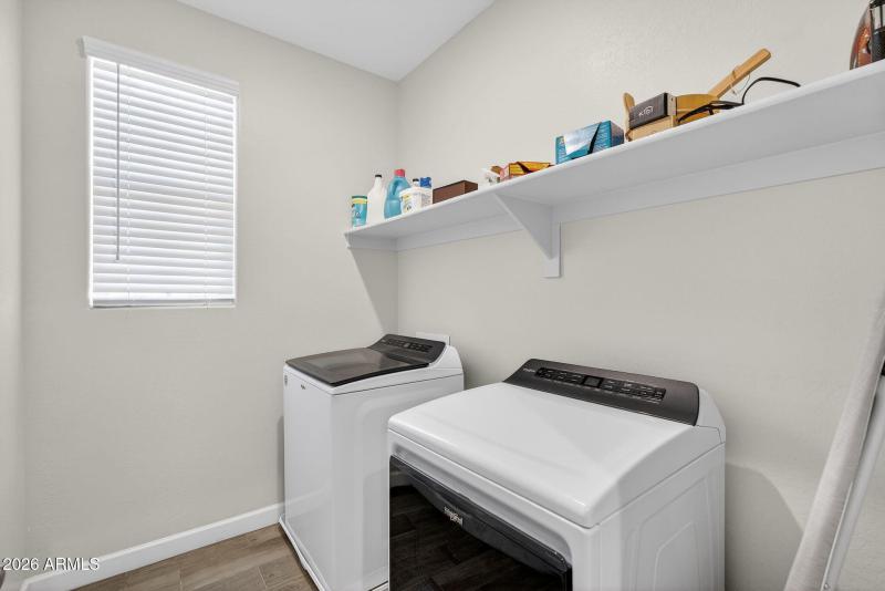 39-web-or-mls-50N Arizona Ave 1354