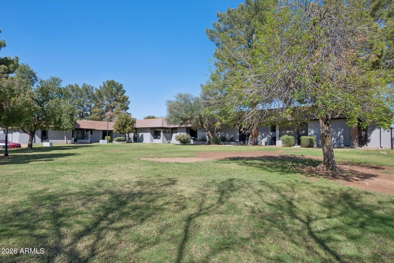 31-web-or-mls-9001-w-elm-st-unit-3