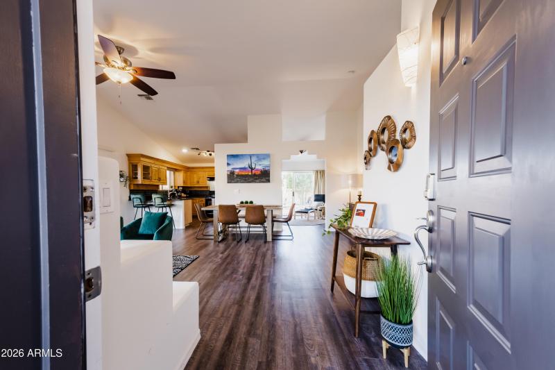 2 Front entrance area