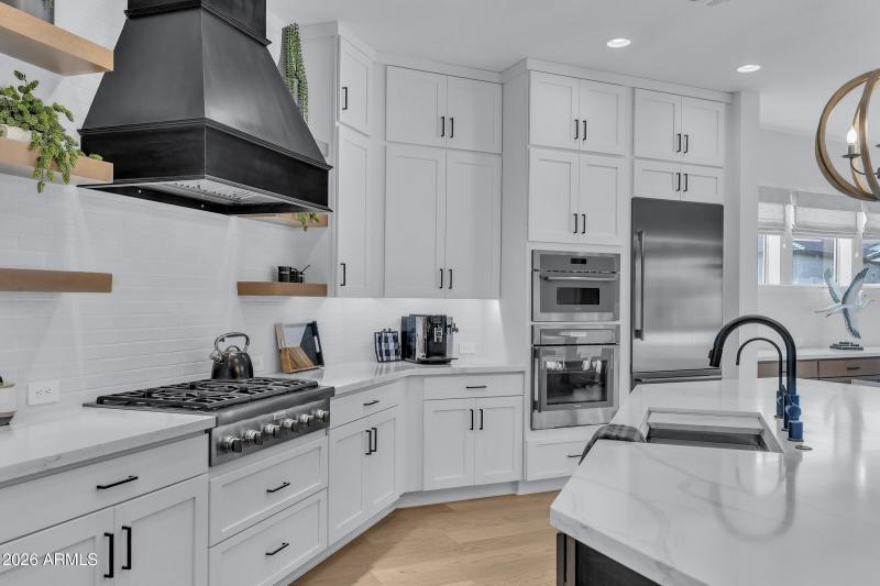 21448 W Hillcrest Blvd-11