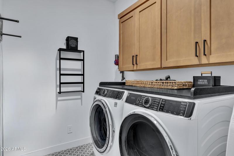 21448 W Hillcrest Blvd-31