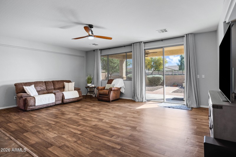 19925 E Thornton Rd-8