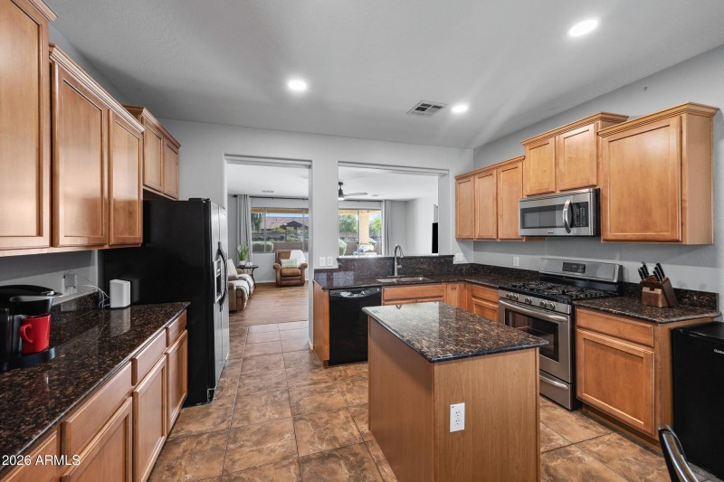 19925 E Thornton Rd-12