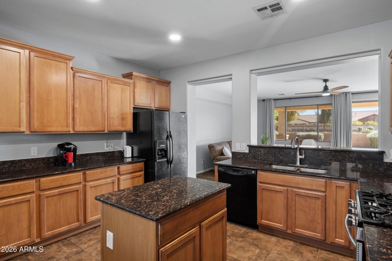 19925 E Thornton Rd-13