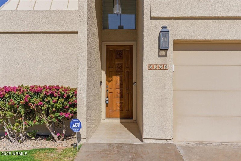 04-5309 N 24th Pl_RedHogMedia