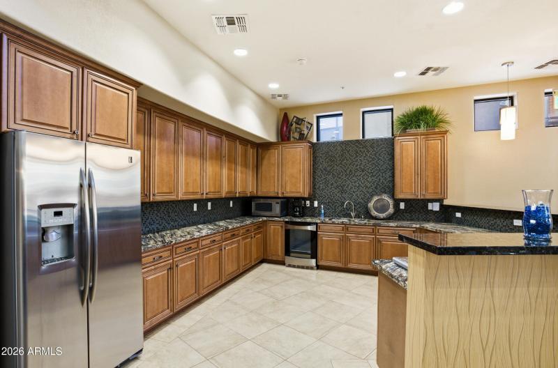 7601 e indian bend rd 1044-28