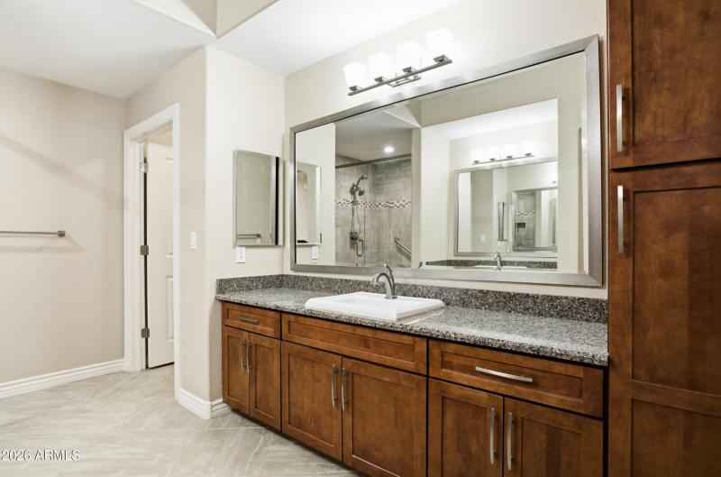 7601 e indian bend rd 1044-14