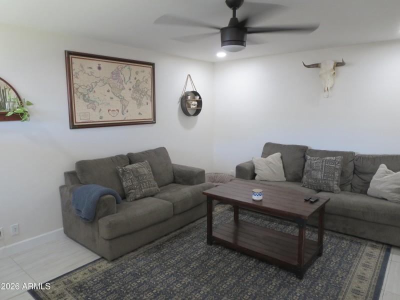 Family room 2
