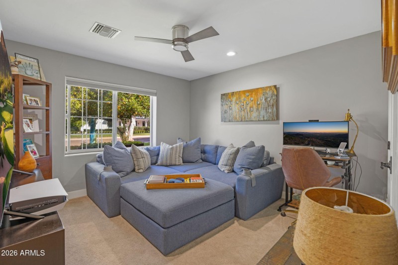 26-web-or-mls-4008-n-65th-pl