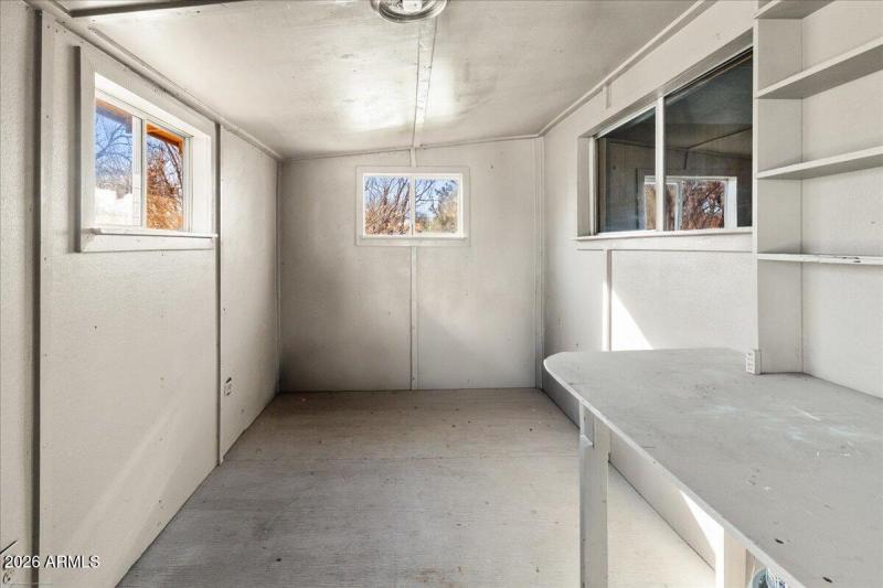 Storage - 202 W Merritt St