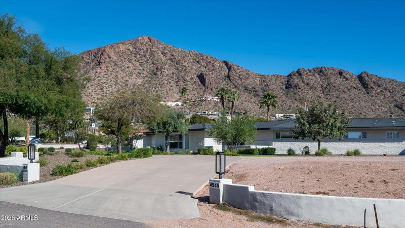 03-4545NRoyalViewDrE-3