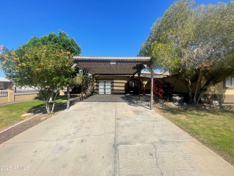 5526 W Indianola Ave 53