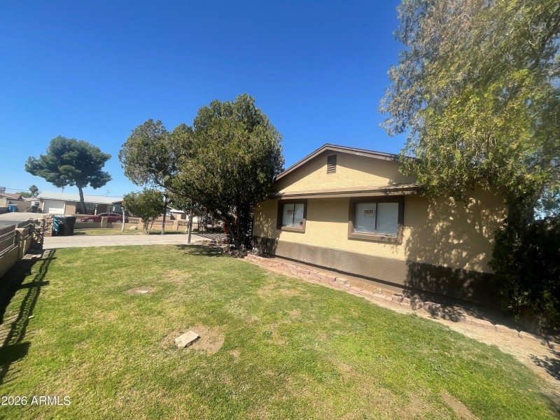 5526 W Indianola Ave 55