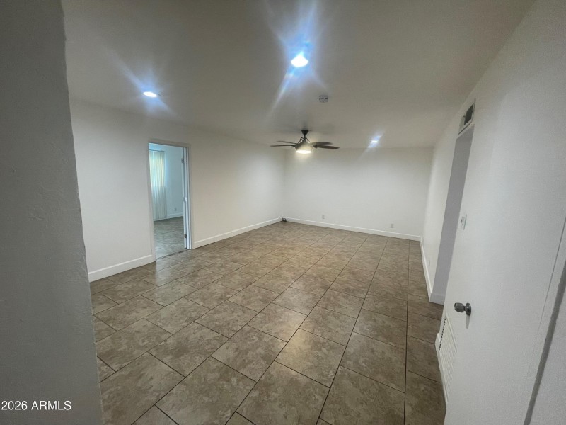 5526 W Indianola Ave 63